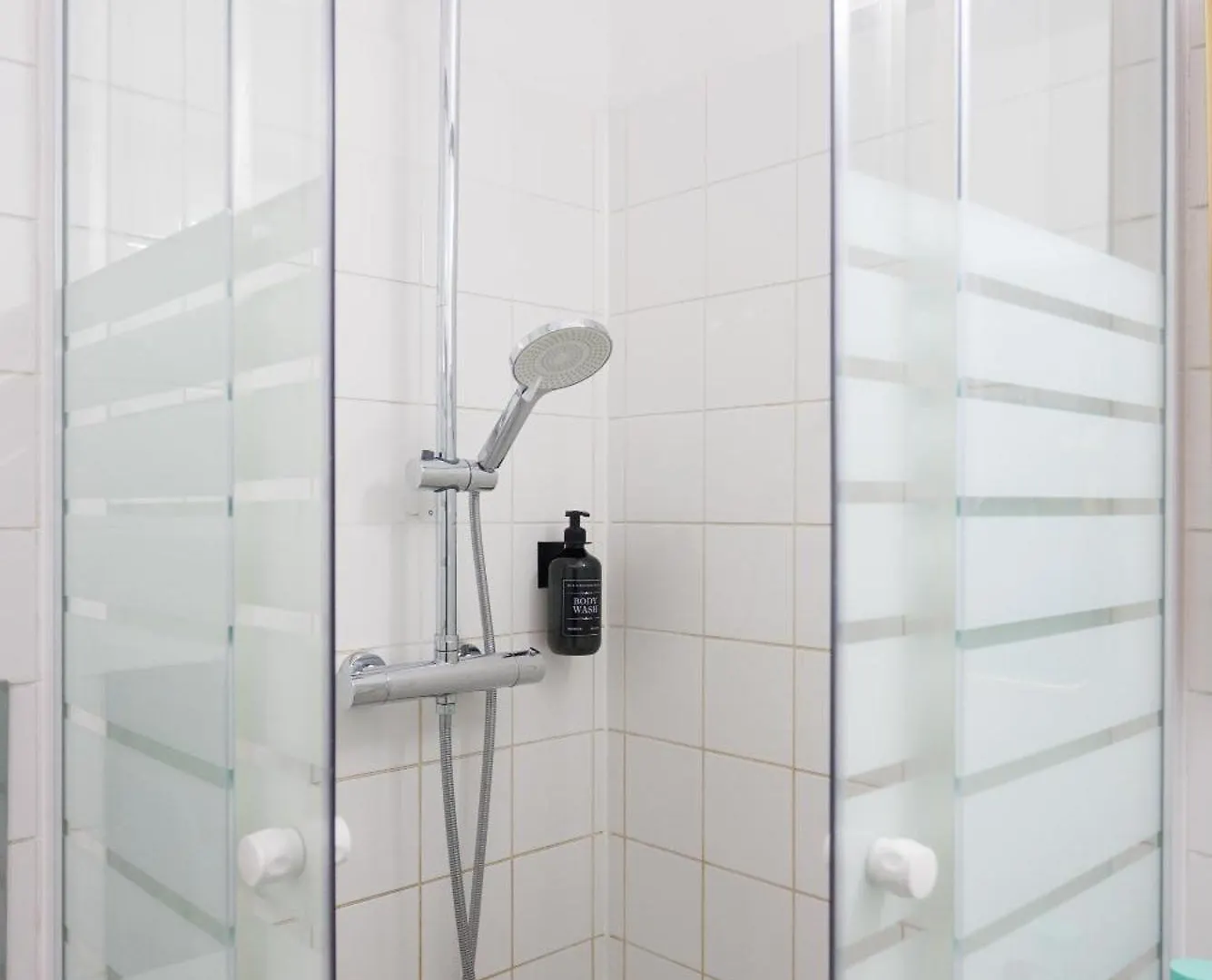 Cozy Family & Group Apartment - 15 Min To Center Вена