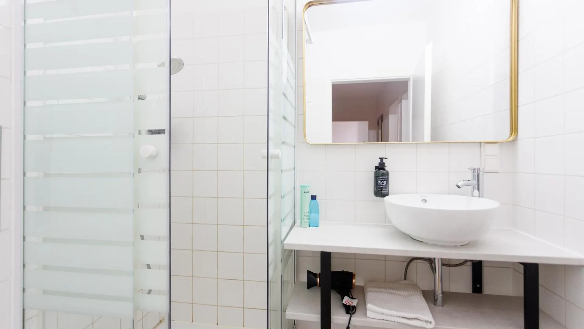 Cozy Family & Group Apartment - 15 Min To Center Вена