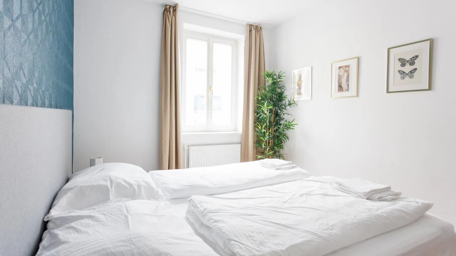 Cozy Family & Group Apartment - 15 Min To Center Vienna 0*,  Austria
