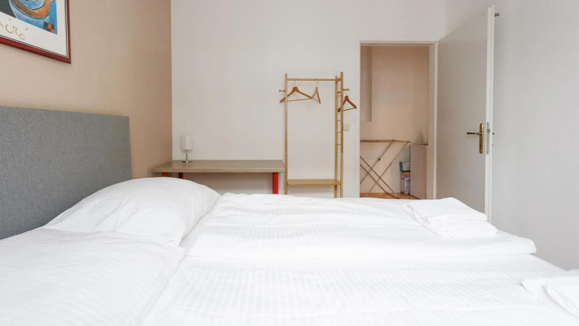 Cozy Family & Group Apartment - 15 Min To Center Vienna Austria